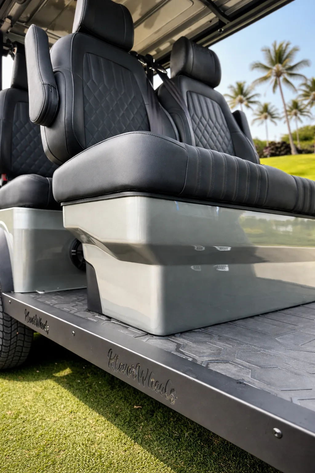 KleverDiamond-4L Solar — Ultra-Luxury AWD 4-Seat Electric Golf Cart with 280 W Solar Roof